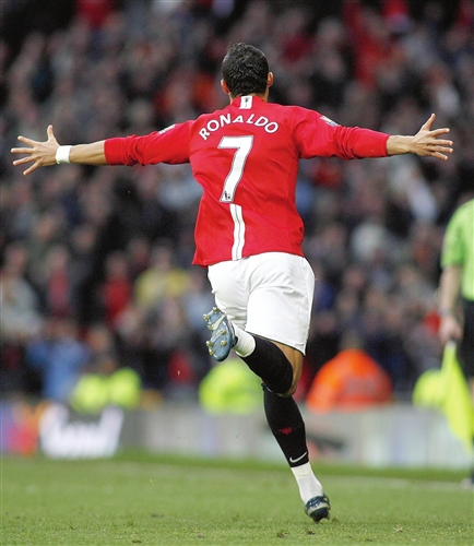 杰出表现反 杰出表现反